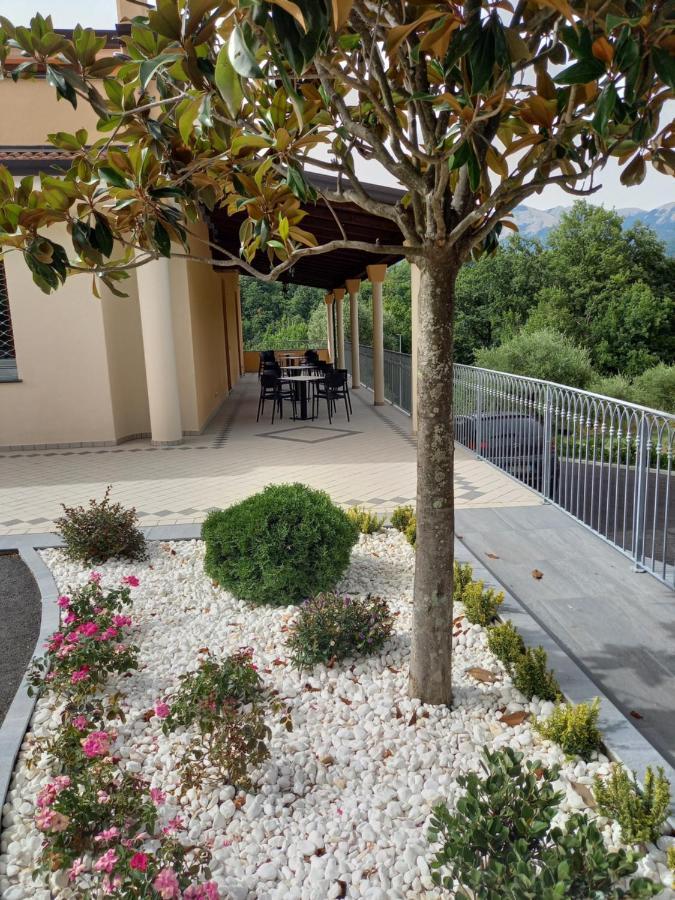 Hotel Ristorante Villa Terry Lauria Inferiore Exterior foto
