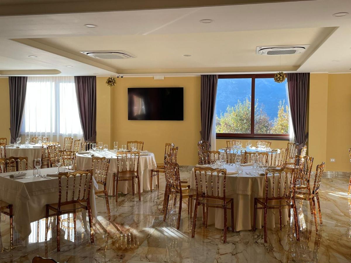 Hotel Ristorante Villa Terry Lauria Inferiore Exterior foto