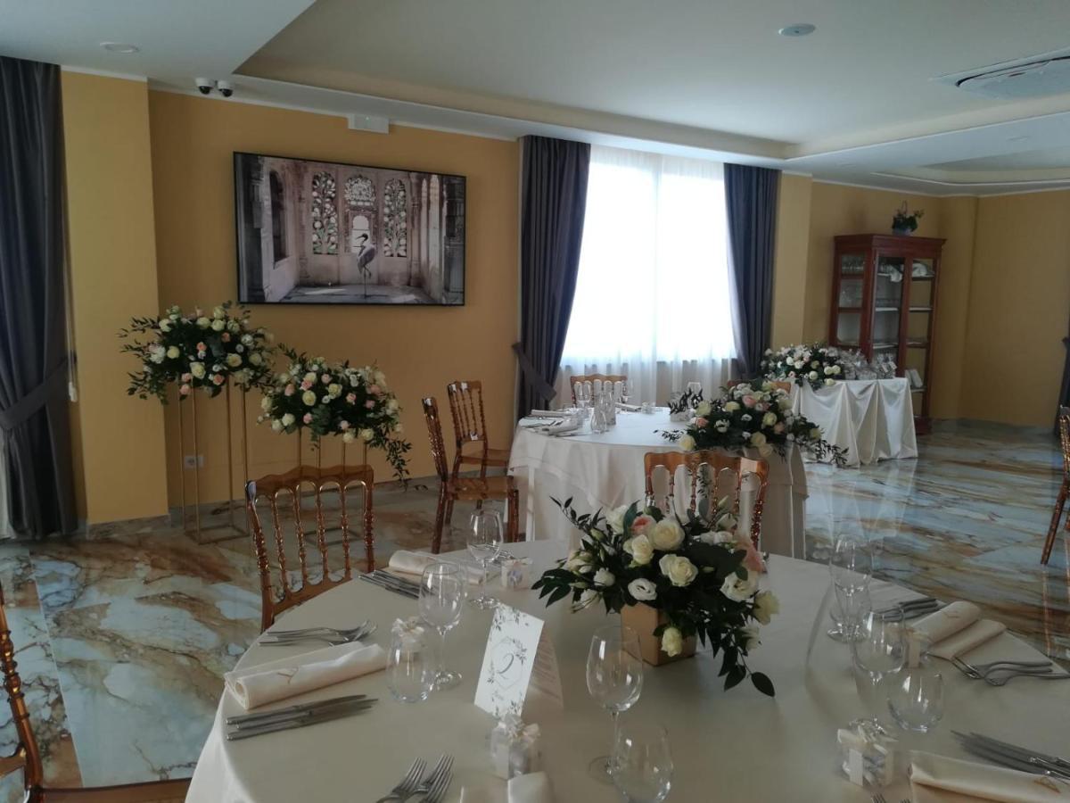 Hotel Ristorante Villa Terry Lauria Inferiore Exterior foto